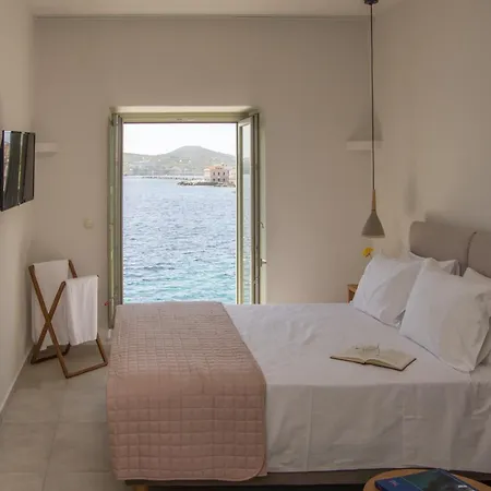 Floris Manor Ermoupoli