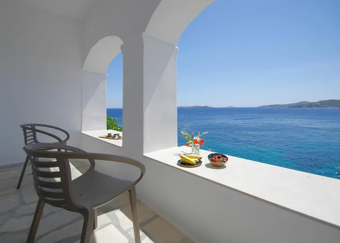 Floris Manor Ermúpoli