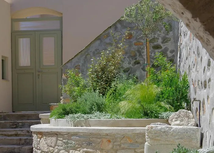 Floris Manor Szálloda *