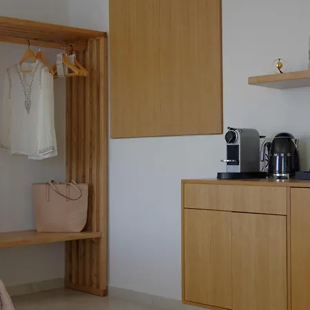 Floris Manor * Ermupoli