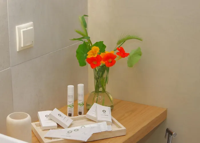 Floris Manor Hotell *